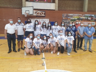 El Senior Femenino se cuelga la medalla de bronce